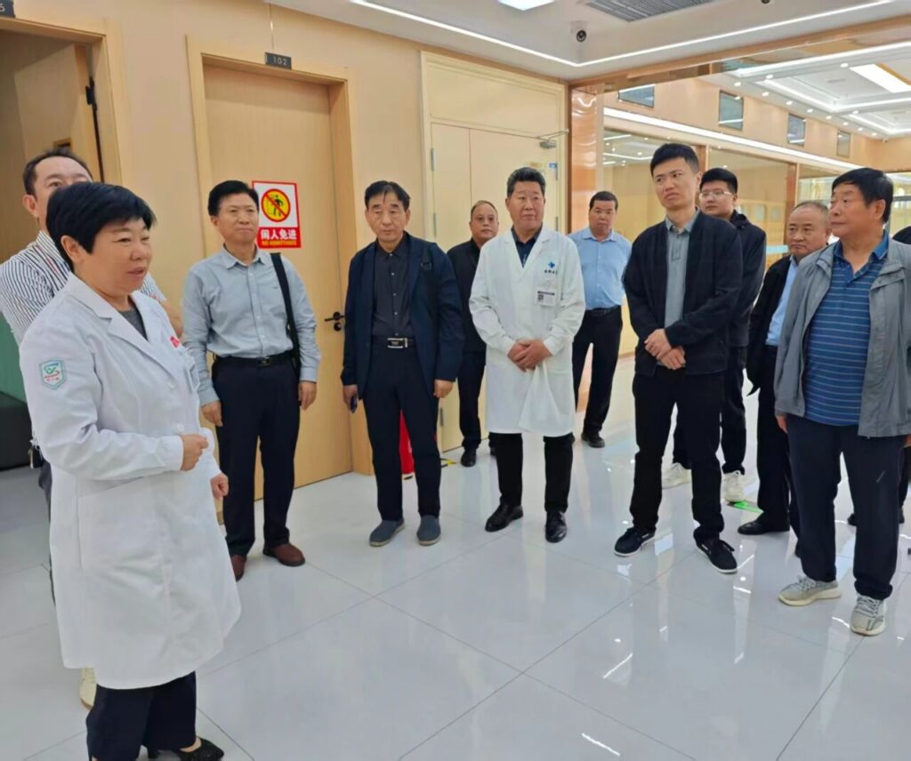 商丘市烧伤外科专家莅临商丘康都中西医结合医院指导交流