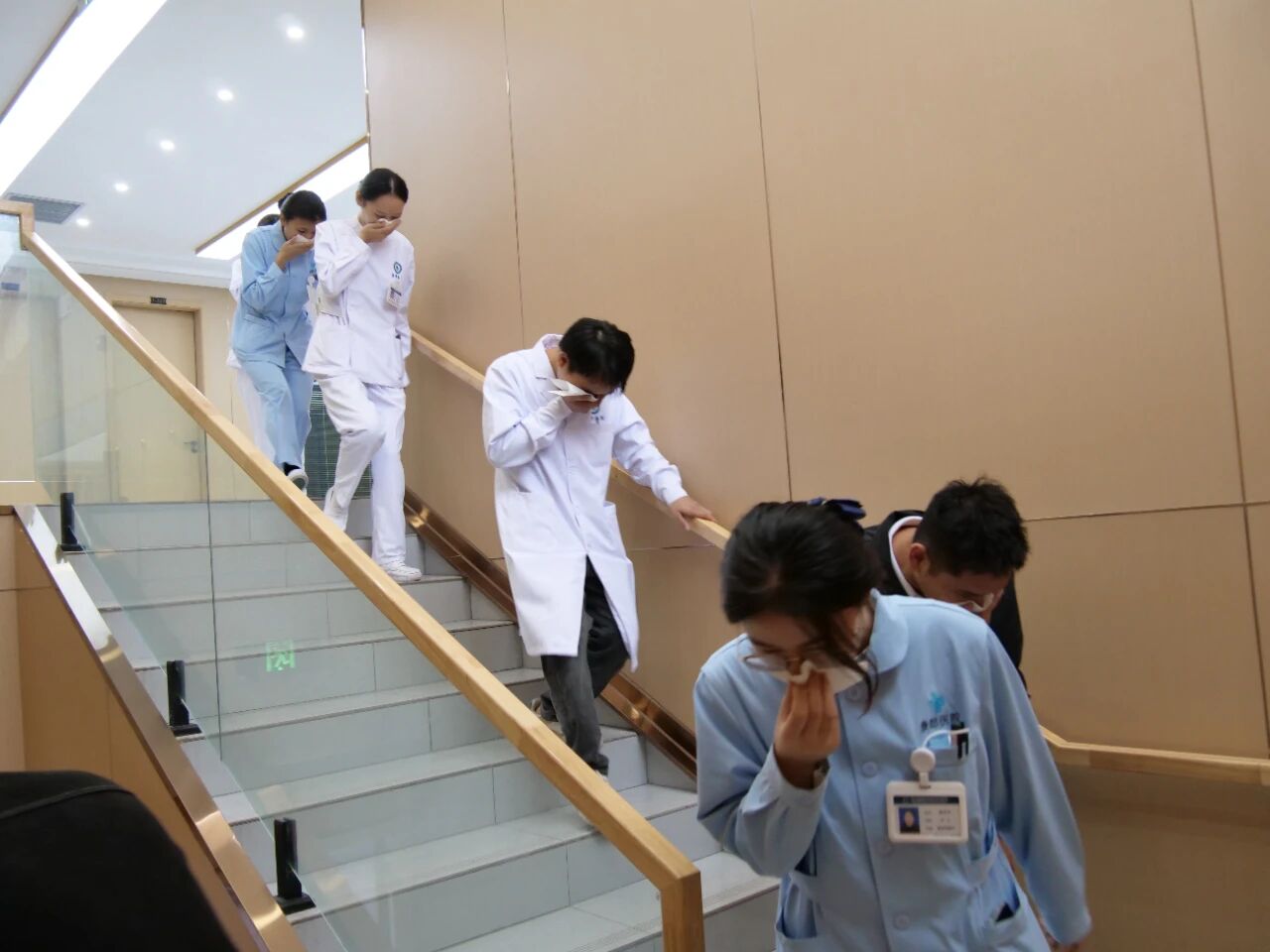 生命至上，防患未“燃”——商丘康都中西医结合医院举行消防应急演练